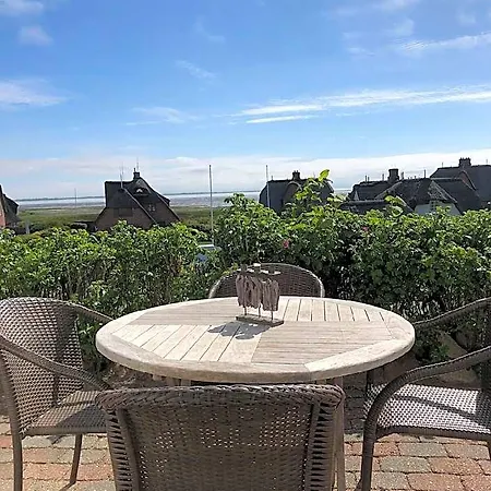 Frisch Sanierte Unter Reet Rantum Auf Sylt-Ost