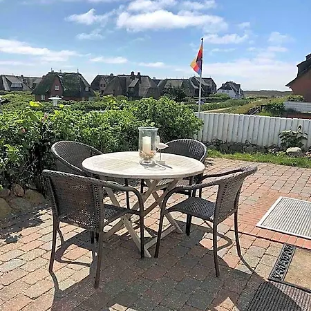 Frisch Sanierte Unter Reet Rantum Auf 3* Sylt-Ost