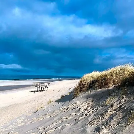 Frisch Sanierte Unter Reet Rantum Auf Hotel Sylt-Ost